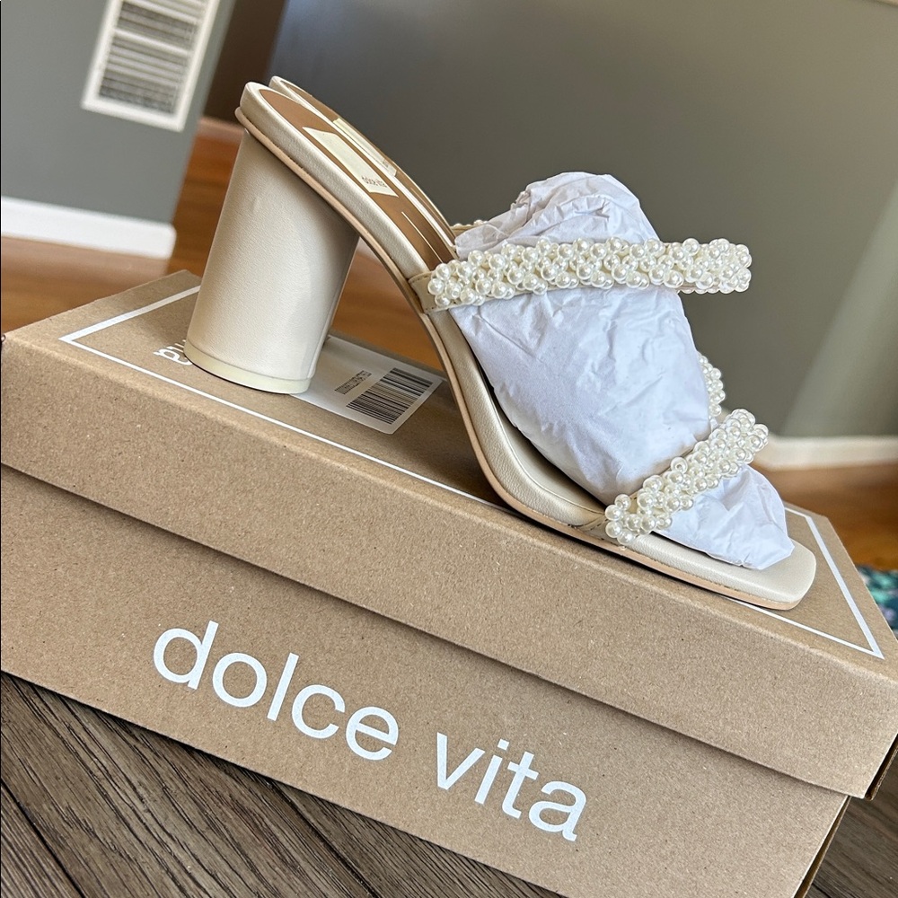Dolce vita Noel vanilla pearls heels (wide) - Picture 7 of 11